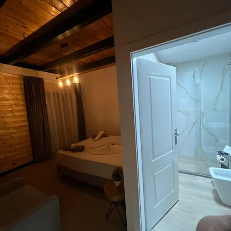 Bujtina Streha E Bjeshkeve Vendégház